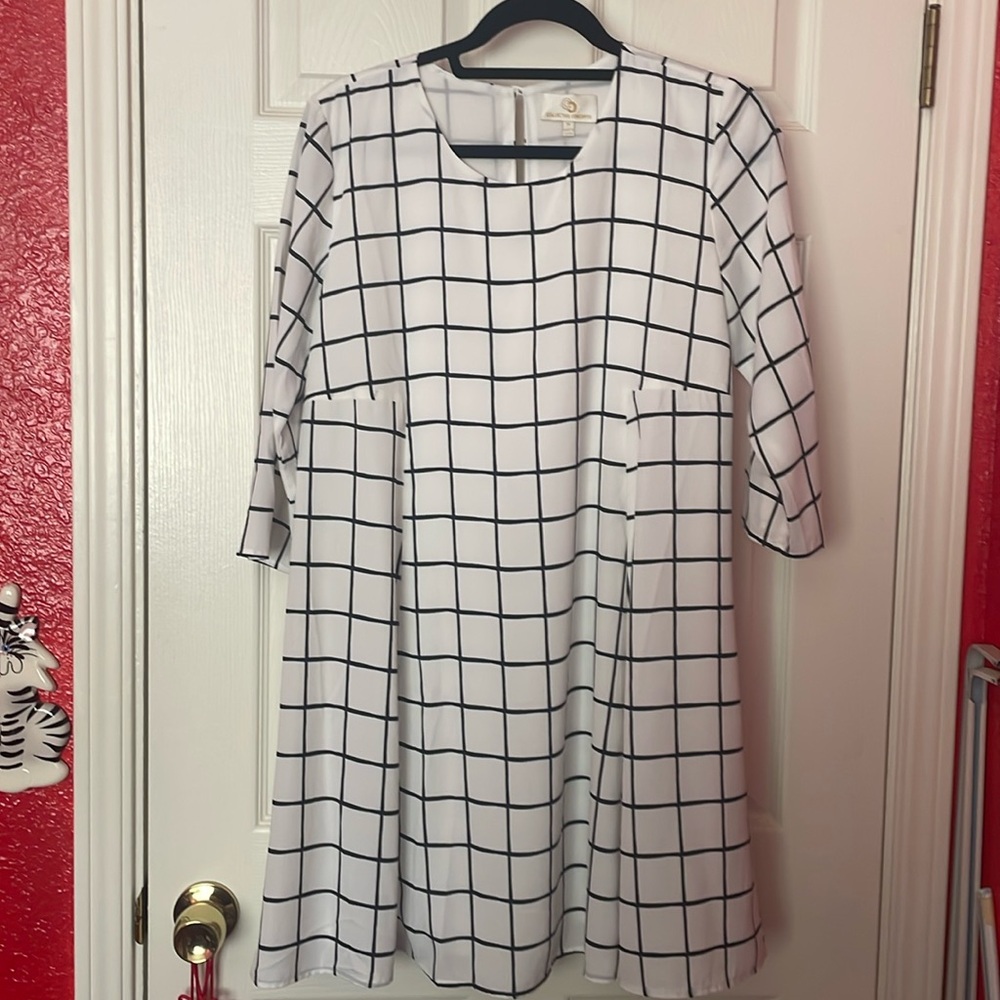 White and Black Striped Grid dress with sleeves